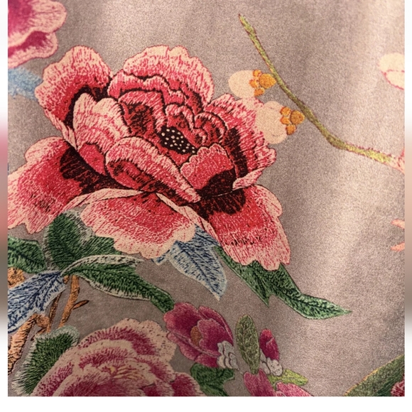 SOLITAIRE ANTHROPOLOGIE NWT FAUX SUEDE FLORAL PRINT LONG VEST SIZE Medium - Picture 3 of 5